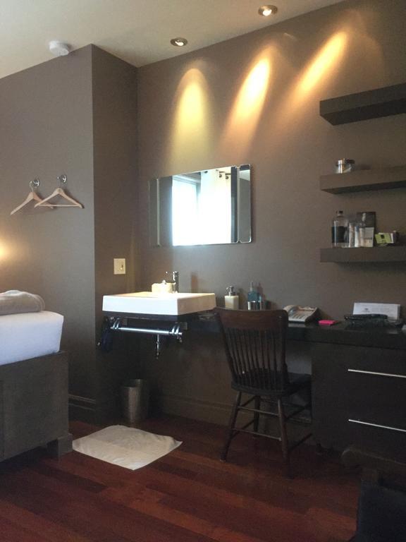 مونتريال Sir Montcalm Gite B&B المظهر الخارجي الصورة